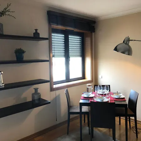 Pool And Parking In A Private Condominium - Gardens_hosting * Lisboa